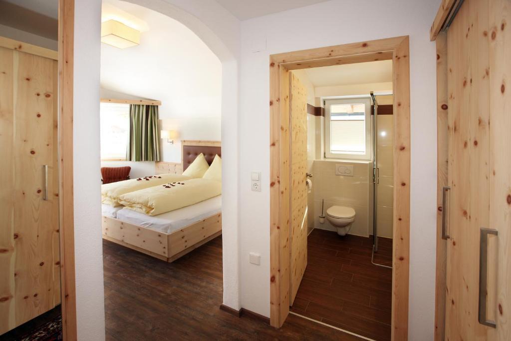 Appartements Alpenkristall Zell am Ziller Ruang foto