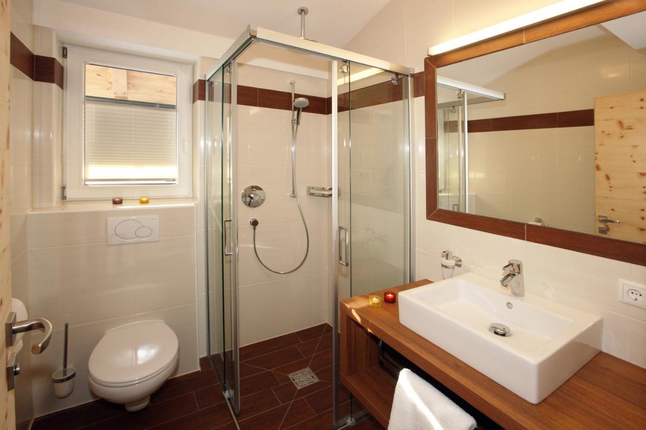 Appartements Alpenkristall Zell am Ziller Ruang foto
